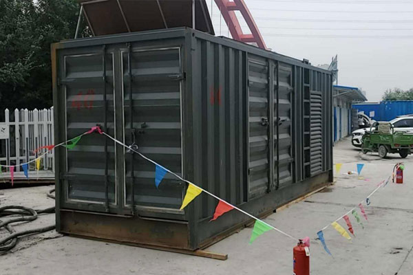 江达发电机租赁空气滤清器多久更换一次？